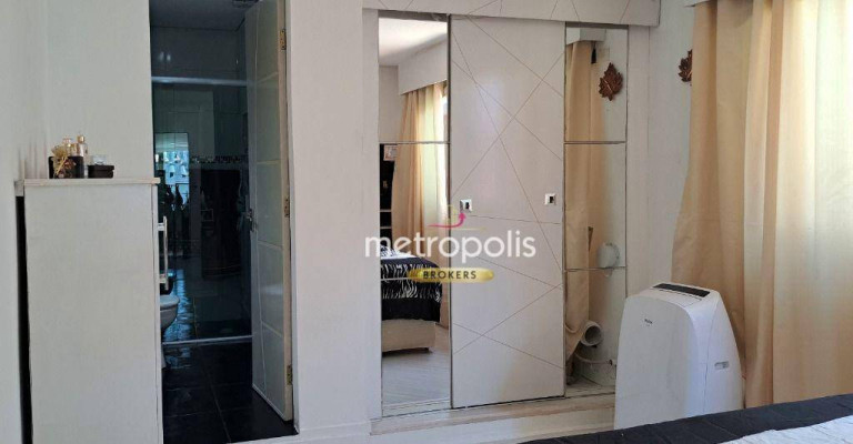 Imagem Casa com 1 Quarto à Venda, 125 m² em Jardim Cristiane - Santo André Imagem Casa com 1 Quarto à Venda, 125 m² em Jardim Cristiane - Santo André