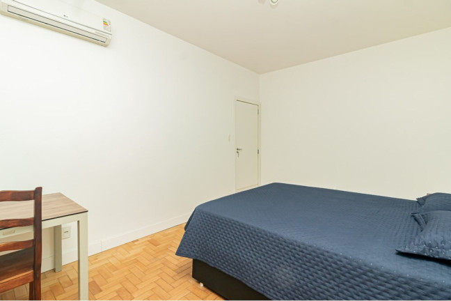 Imagem Imóvel com 3 Quartos à Venda,  em Moinhos De Vento - Porto Alegre