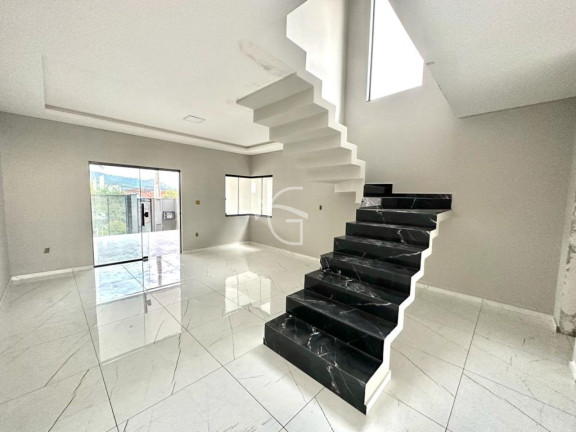 Imagem Casa com 3 Quartos à Venda, 191 m² em Iririú - Joinville Imagem Casa com 3 Quartos à Venda, 191 m² em Iririú - Joinville