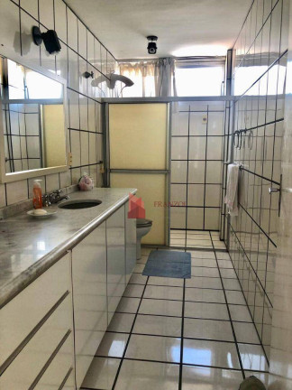 Imagem Apartamento com 3 Quartos à Venda, 159 m² em Centro - Itajaí Imagem Apartamento com 3 Quartos à Venda, 159 m² em Centro - Itajaí