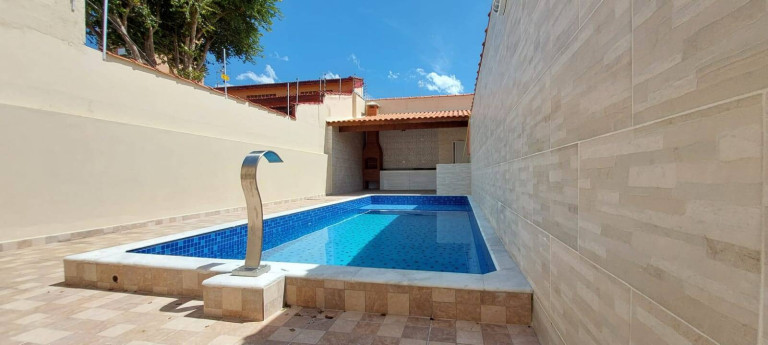 Casa com 3 Quartos à Venda, 225 m² em Vila Atlântica - Mongaguá