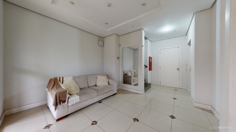 Imagem Imóvel com 2 Quartos à Venda, 67 m² em Petrópolis - Porto Alegre Imagem Imóvel com 2 Quartos à Venda, 67 m² em Petrópolis - Porto Alegre
