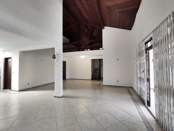 Imagem Casa com 3 Quartos à Venda, 280 m² em Tijuca - Teresópolis