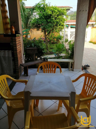 Imagem Casa com 3 Quartos à Venda, 220 m² em Perequê Açu - Ubatuba