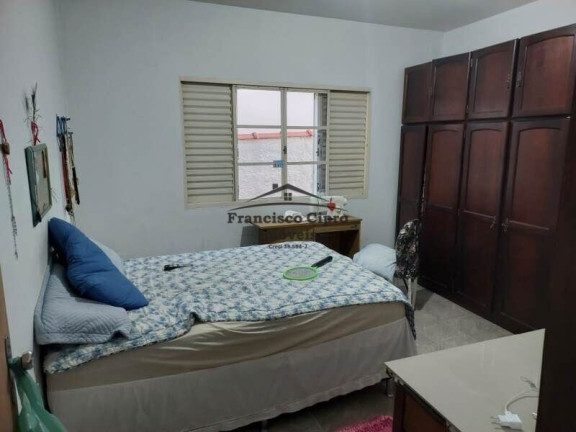 Imagem Casa com 4 Quartos à Venda, 185 m² em Cohab - Guaratinguetá Imagem Casa com 4 Quartos à Venda, 185 m² em Cohab - Guaratinguetá