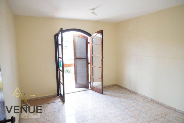 Imagem Sobrado com 4 Quartos à Venda, 291 m² em Vila Picinin - São Paulo Imagem Sobrado com 4 Quartos à Venda, 291 m² em Vila Picinin - São Paulo