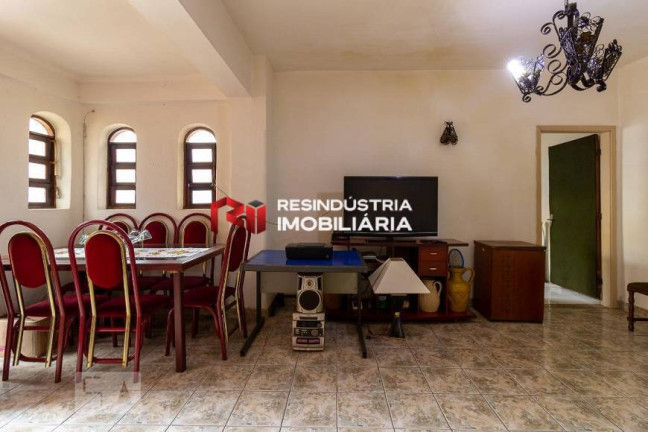 Sobrado com 2 Quartos à Venda, 210 m² em Centro - Barueri