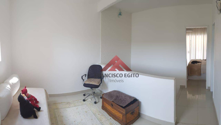 Imagem Casa com 3 Quartos à Venda, 200 m² em Barro Vermelho - São Gonçalo Imagem Casa com 3 Quartos à Venda, 200 m² em Barro Vermelho - São Gonçalo