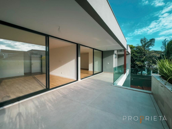 Imagem Casa de Condomínio com 5 Quartos à Venda, 750 m² em Barra Da Tijuca - Rio De Janeiro Imagem Casa de Condomínio com 5 Quartos à Venda, 750 m² em Barra Da Tijuca - Rio De Janeiro