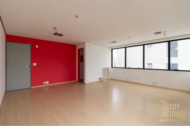 Sala Comercial à Venda, 35 m² em Vila Mariana - São Paulo