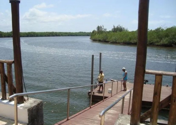Imagem Casa com 4 Quartos à Venda ou Locação, 400 m² em Barra Do Jacuípe - Camaçari
