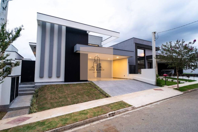 Casa de Condomínio com 3 Quartos à Venda, 212 m²