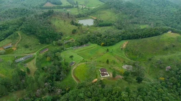 Imagem Imóvel com 80 Quartos à Venda, em Pouso Alto - Natividade Da Serra Imagem Imóvel com 80 Quartos à Venda, em Pouso Alto - Natividade Da Serra