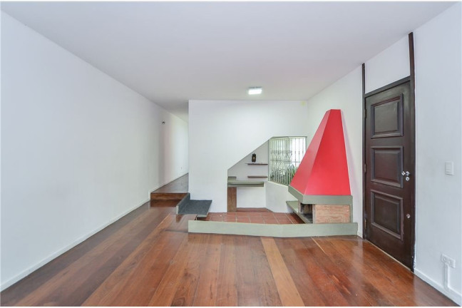 Casa com 5 Quartos à Venda, 183 m² em Chácara Monte Alegre - São Paulo
