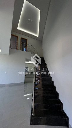 Sobrado com 3 Quartos à Venda, 204 m² em Residencial Canadá - Goiânia