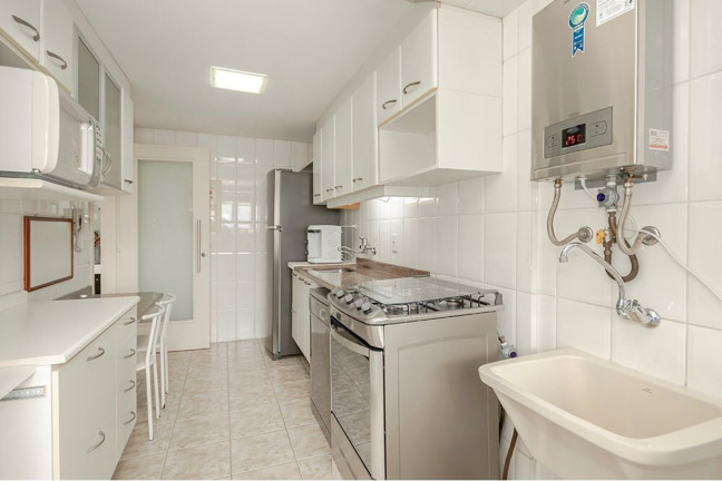 Imagem Imóvel com 2 Quartos à Venda, 90 m² em Petrópolis - Porto Alegre Imagem Imóvel com 2 Quartos à Venda, 90 m² em Petrópolis - Porto Alegre