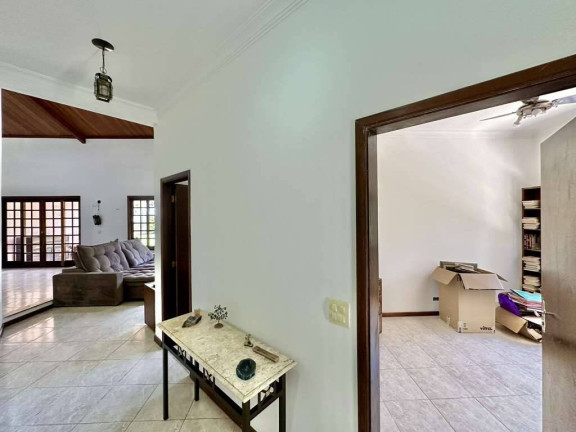 Imagem Casa com 3 Quartos à Venda, 255 m² em Granja Viana - Carapicuíba Imagem Casa com 3 Quartos à Venda, 255 m² em Granja Viana - Carapicuíba