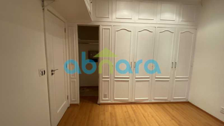 Imagem Apartamento com 4 Quartos à Venda, 175 m² em Copacabana - Rio De Janeiro Imagem Apartamento com 4 Quartos à Venda, 175 m² em Copacabana - Rio De Janeiro