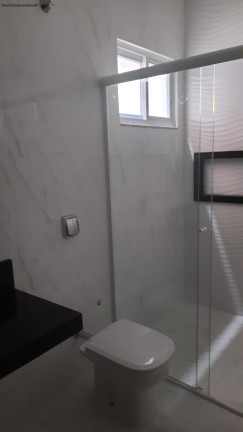 Imagem Imóvel com 4 Quartos à Venda,  em Sinop - Sinop