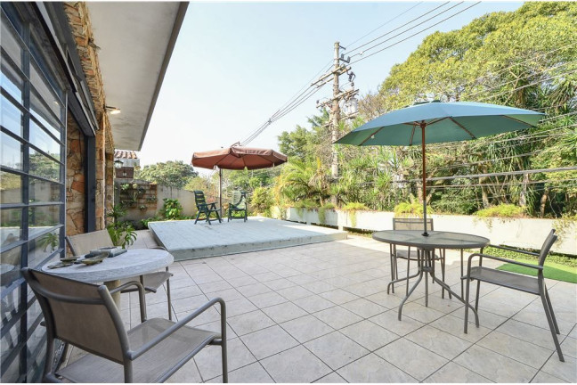 Imagem Casa com 3 Quartos à Venda, 260 m² em Vila Sônia - São Paulo Imagem Casa com 3 Quartos à Venda, 260 m² em Vila Sônia - São Paulo