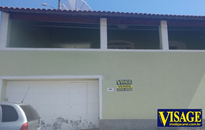 Casa com 4 Quartos à Venda,  em Pq. Santo Antonio - Jacareí