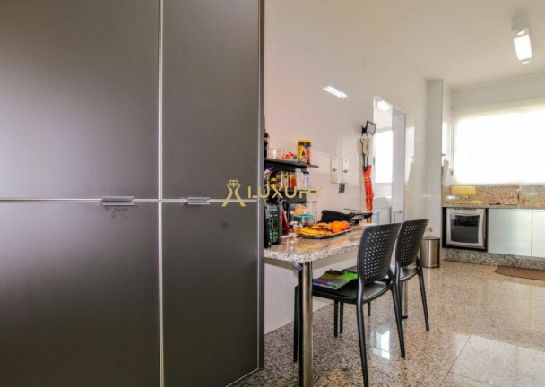 Imagem Imóvel com 4 Quartos à Venda, 154 m² em Anchieta - Belo Horizonte