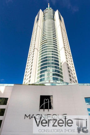 Imagem Apartamento com 4 Quartos à Venda, 227 m² em Centro - Balneário Camboriú