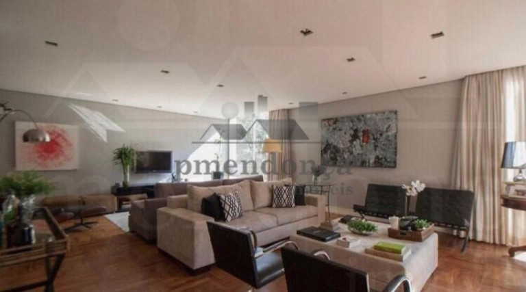 Apartamento com 3 Quartos à Venda, 240 m² em Santa Cecília - São Paulo
