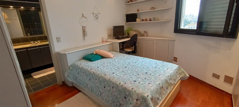 Imagem Imóvel com 4 Quartos à Venda, 200 m² em Bosque Da Saúde - São Paulo
