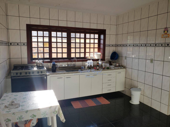 Imagem Casa com 3 Quartos à Venda, 402 m² em Parque Village Castelo - Itu Imagem Casa com 3 Quartos à Venda, 402 m² em Parque Village Castelo - Itu