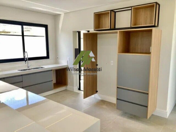 Imagem Casa com 3 Quartos à Venda, 289 m²