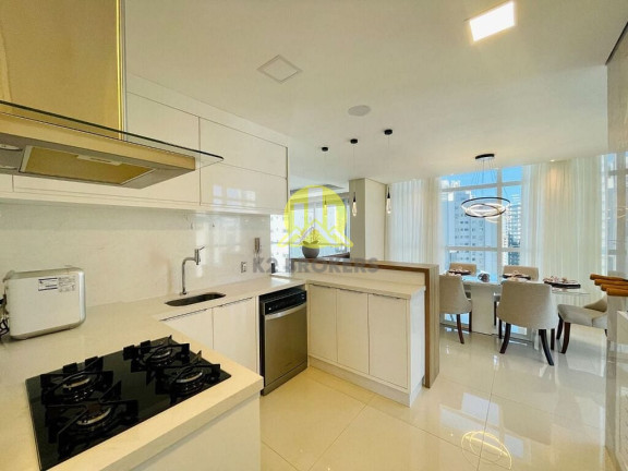 Imagem Apartamento com 4 Quartos à Venda, 145 m² em Centro - Balneário Camboriú Imagem Apartamento com 4 Quartos à Venda, 145 m² em Centro - Balneário Camboriú