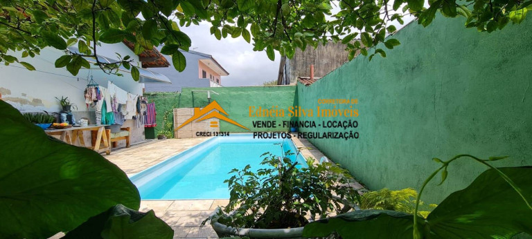 Imagem Casa com 3 Quartos à Venda, 330 m² em Itaóca - Mongaguá Imagem Casa com 3 Quartos à Venda, 330 m² em Itaóca - Mongaguá
