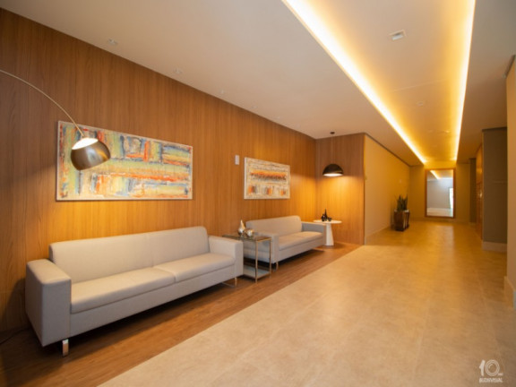 Imagem Imóvel com 3 Quartos à Venda, 211 m² em Menino Deus - Porto Alegre Imagem Imóvel com 3 Quartos à Venda, 211 m² em Menino Deus - Porto Alegre