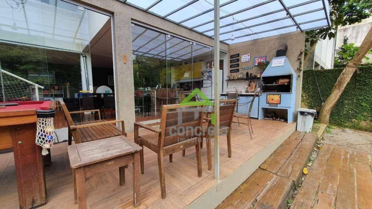 Imagem Casa com 3 Quartos à Venda, 307 m² em Granja Viana - Cotia