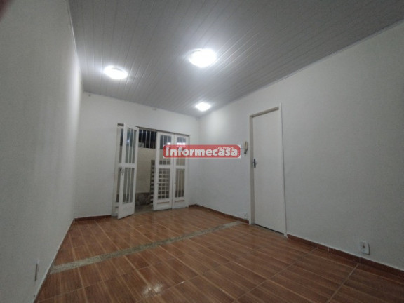 Imagem Casa com 2 Quartos para Alugar, 65 m² em Rancho Novo - Nova Iguaçu
