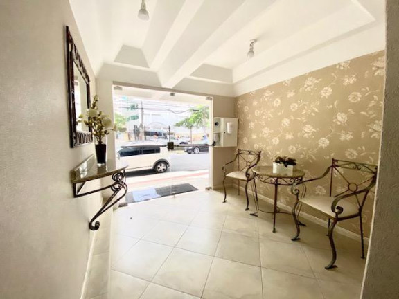 Imagem Apartamento com 2 Quartos à Venda, 65 m² em Centro - Balneário Camboriú