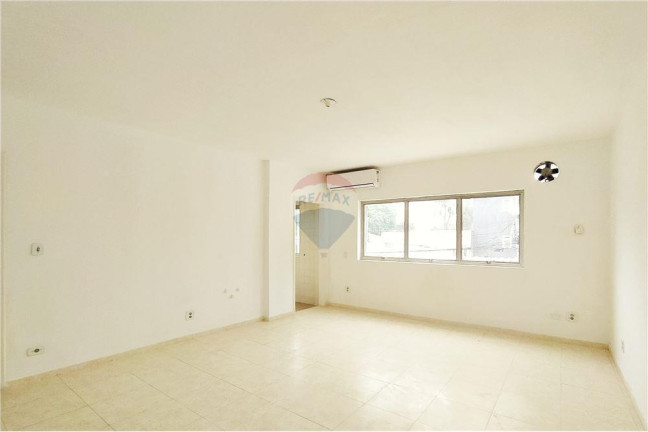 Sala Comercial para Alugar, 37 m² em Chácara Santo Antônio - São Paulo