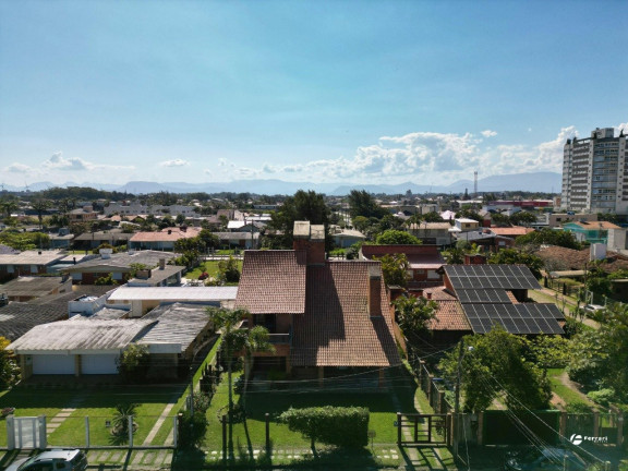 Imagem Casa de Condomínio com 5 Quartos à Venda, 630 m² em Xangri-lá - Atlantida