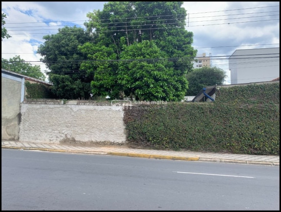 Imagem Casa com 3 Quartos à Venda, 24 m² em Centro - Lorena Imagem Casa com 3 Quartos à Venda, 24 m² em Centro - Lorena