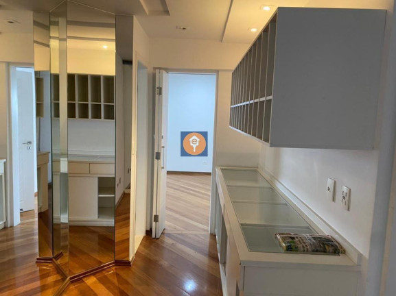 Imagem Apartamento com 4 Quartos à Venda, 206 m²