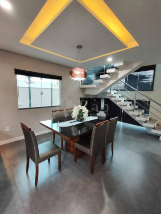 Imagem Sobrado com 3 Quartos à Venda, 120 m² em São Vicente - Itajaí Imagem Sobrado com 3 Quartos à Venda, 120 m² em São Vicente - Itajaí