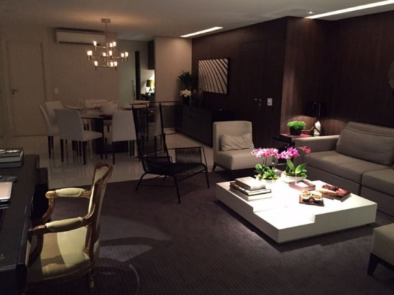 Imagem Apartamento com 3 Quartos à Venda, 162 m² em Vila Nova Conceição - São Paulo Imagem Apartamento com 3 Quartos à Venda, 162 m² em Vila Nova Conceição - São Paulo