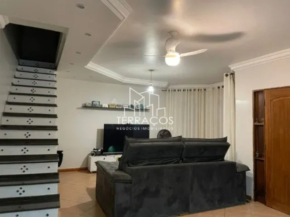 Imagem Imóvel com 4 Quartos à Venda, 300 m² em Chácara Alvorada - Bragança Paulista Imagem Imóvel com 4 Quartos à Venda, 300 m² em Chácara Alvorada - Bragança Paulista