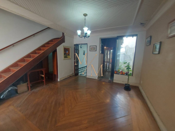 Imagem Casa com 3 Quartos à Venda, 109 m² em Gonzaga - Santos