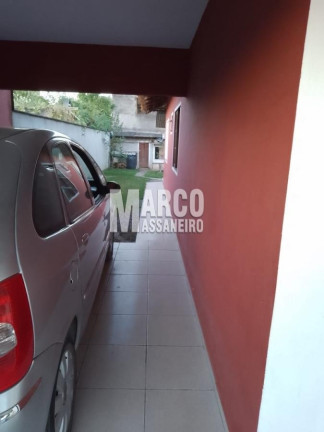 Imagem Casa com 3 Quartos à Venda, 360 m² em Paranaguamirim - Joinville Imagem Casa com 3 Quartos à Venda, 360 m² em Paranaguamirim - Joinville
