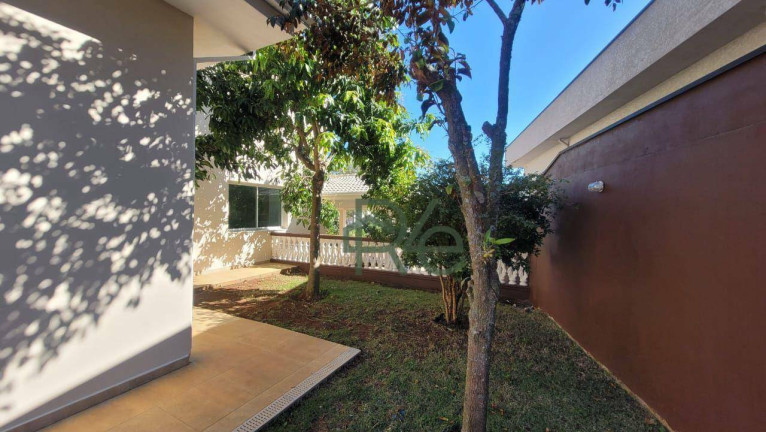 Imagem Casa com 3 Quartos à Venda, 341 m² em Reserva Santa Maria - Jandira Imagem Casa com 3 Quartos à Venda, 341 m² em Reserva Santa Maria - Jandira
