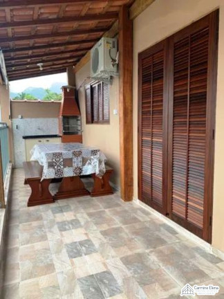 Imagem Casa com 4 Quartos à Venda, 178 m² em Perequê Açu - Ubatuba