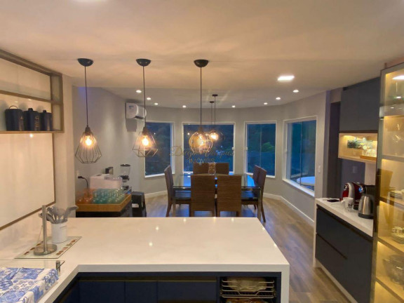 Imagem Casa com 4 Quartos à Venda, 285 m² em Vargem Grande - Teresópolis