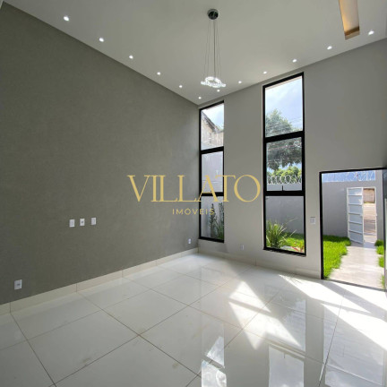 Imagem Casa com 3 Quartos à Venda, 200 m² em Carolina Parque - Goiânia